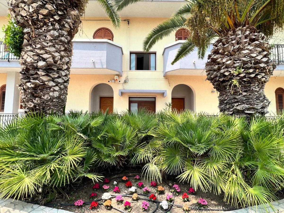 Rocamar Apartment Avola Bagian luar foto