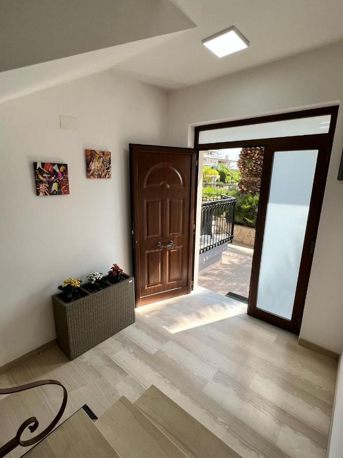 Rocamar Apartment Avola Bagian luar foto